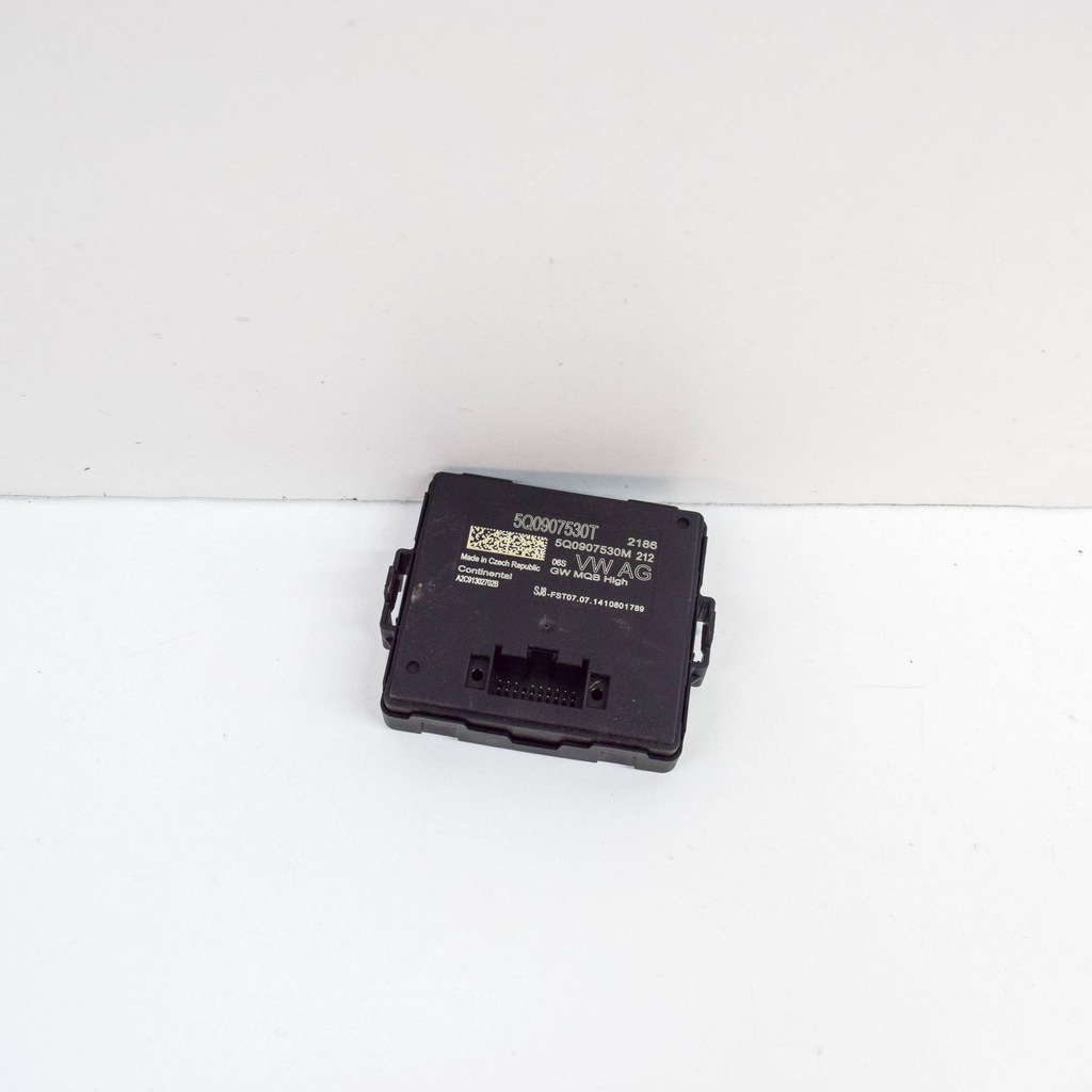 фото №1, Audi a3 s3 8v 2015 модуль управление шлюз