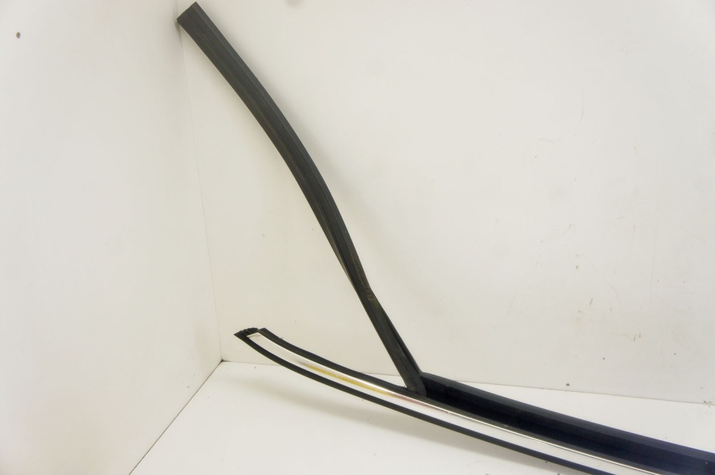 фото №5, Ul162 vw passat b8 прокладка скло двері правий перед