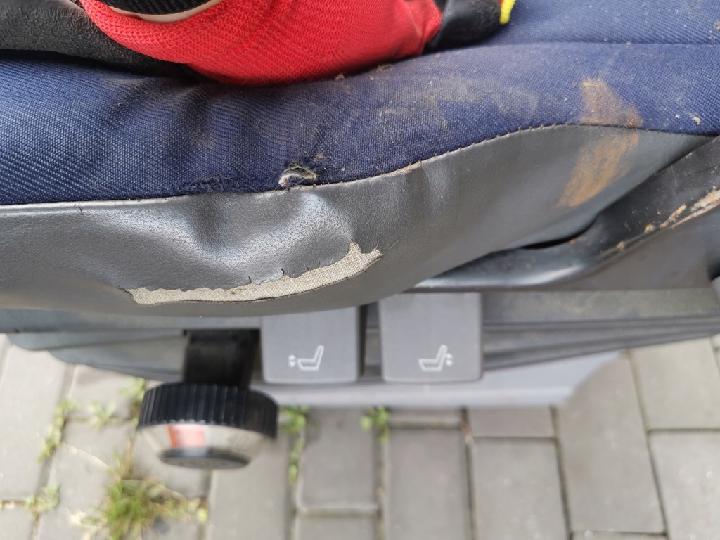 фото №12, Сиденье водителя левый перед пневматический iveco daily iv 06-