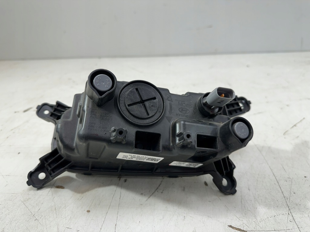 Правый противотуманная фара led drl hyundai tucson 4 iv рестайлинг  2024- 92208n7650 с Разборки