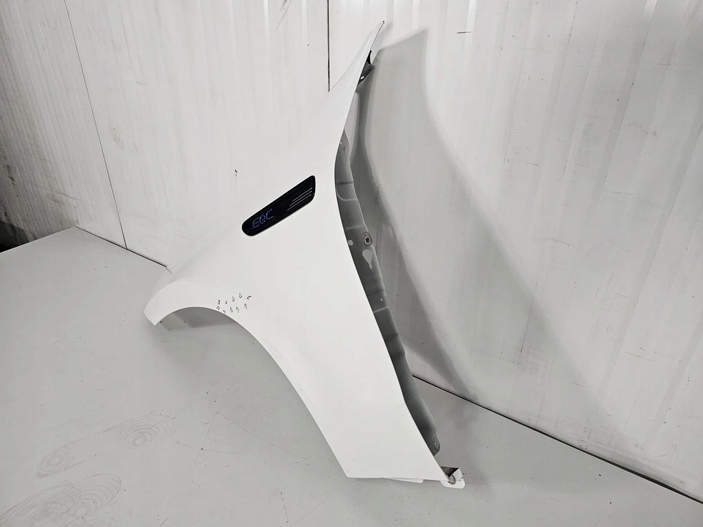 фото №10, Крила лівий перед передній mercedes eqc w293