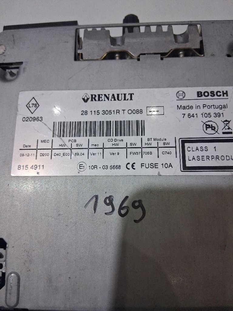 Радіо заводський plus kod renault megane iii 281153051r Доставка