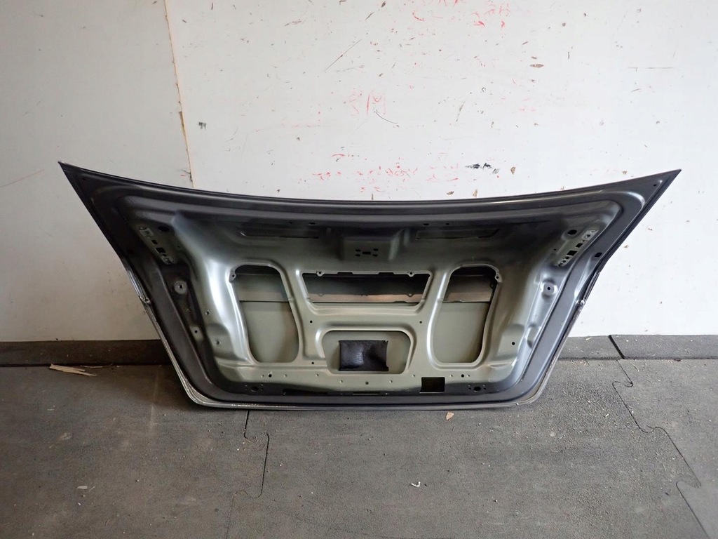 фото №4, Крышка багажника mercedes c-klasa w204 sedan a204