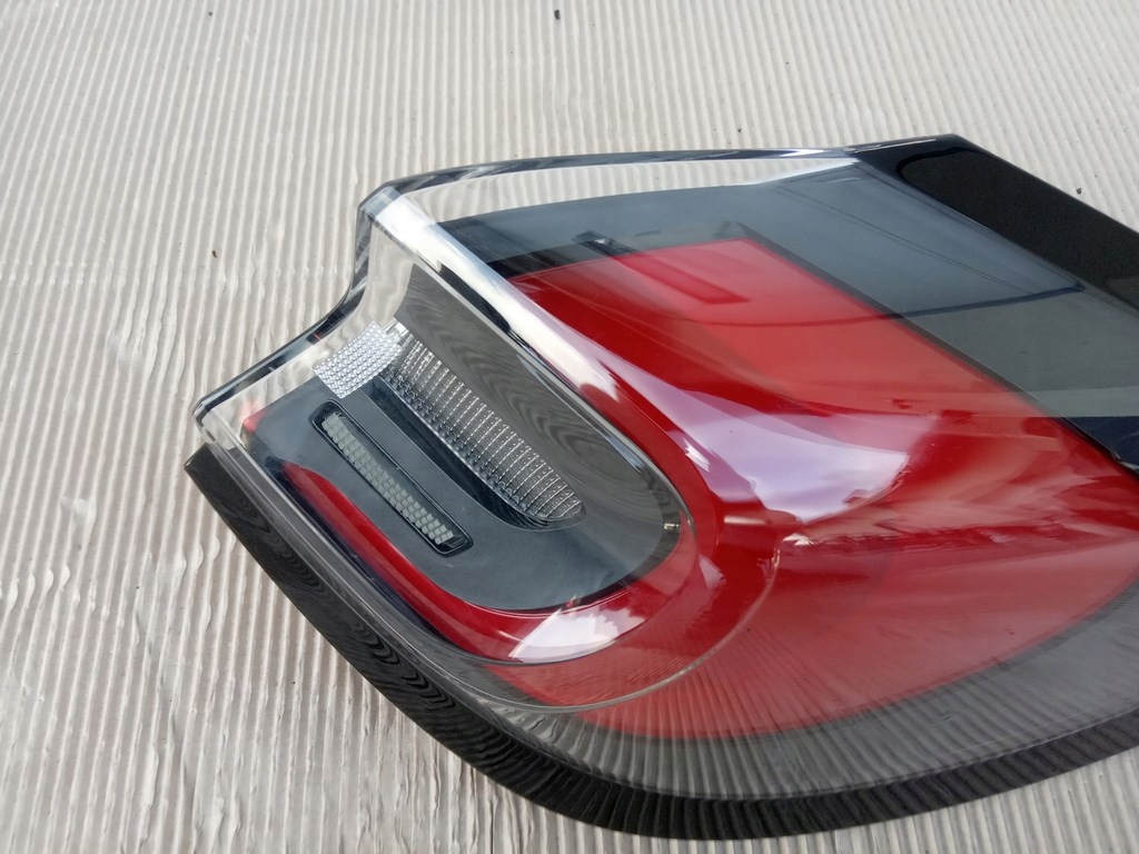 фото №6, Ford puma mk2 2019-23- лампа кузовна правий задня