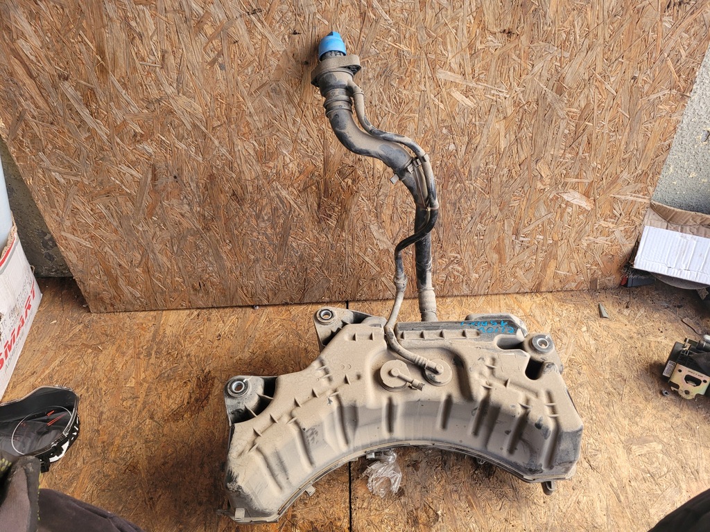 фото №1, Бак adblue насос renault clio v 1.5bluedci