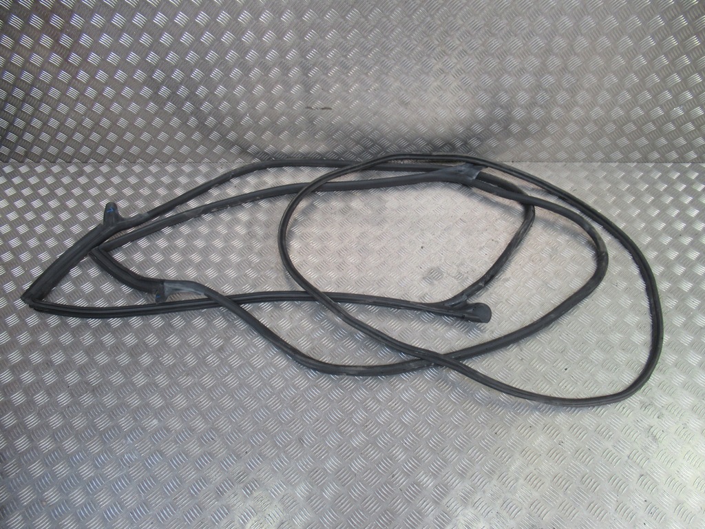 фото №1, Audi a5 8w coupe прокладка ущільнювачі двері