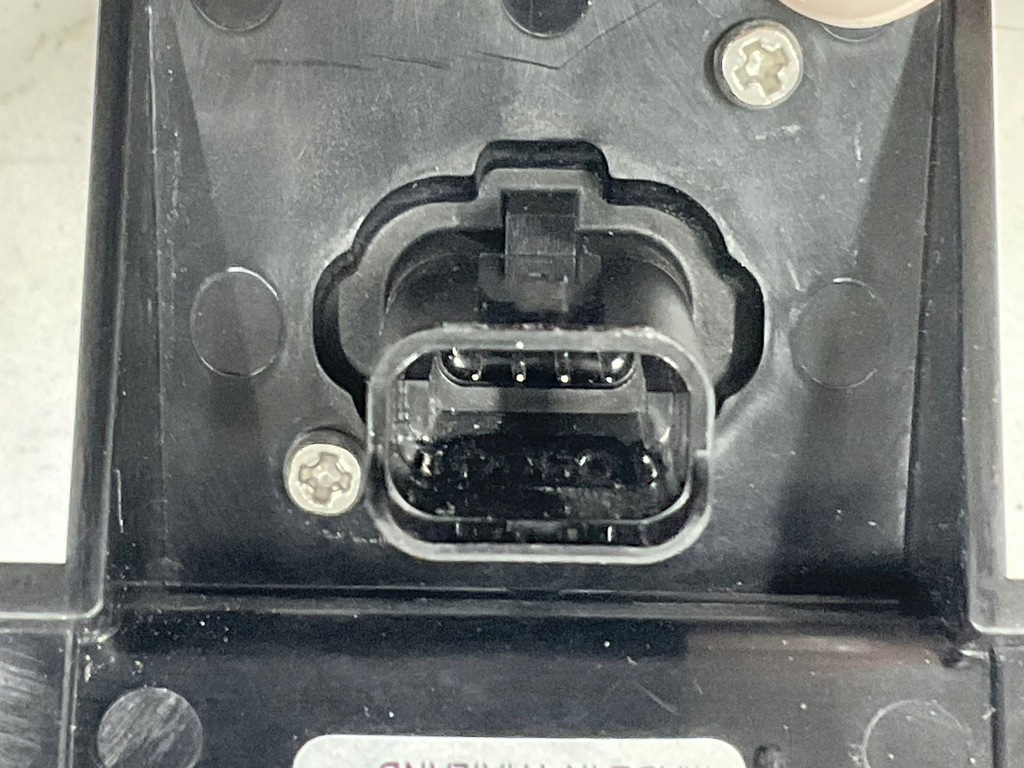 фото №8, Камера передня w решітка радіатора, решітка радіатора renault clio v przed lift 5.022