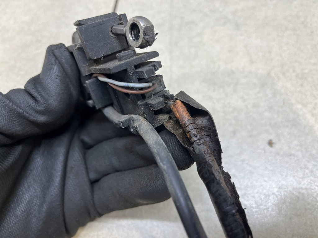 фото №14, Механизм дверь раздвижных левый перед peugeot 1007 1.4 16v 9680508180-01