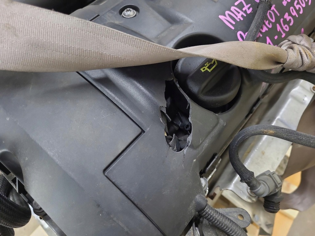 Двигун комплектний  peugeot 208 2013 ep6 Зі Шроту