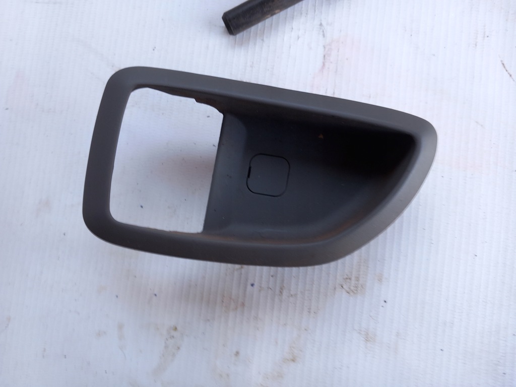 фото №1, 82611-2e000 рамка ручка левый перед hyundai tucson