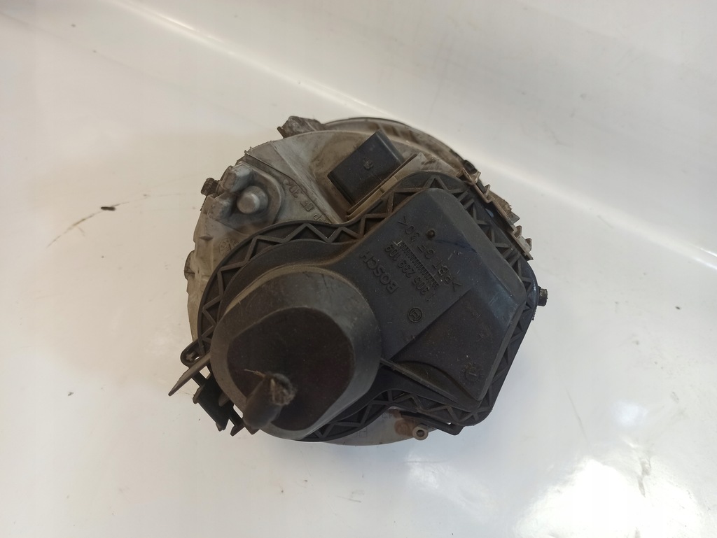 фото №15, Volkswagen new beetle лампа лівий перед 0301163201 1c0941005d