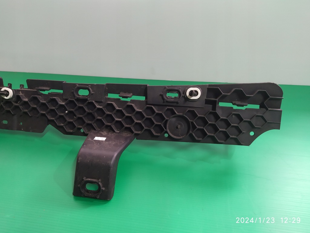 фото №8, Направляющая кронштейн бампера средний peugeot 5008 ii 9814492680