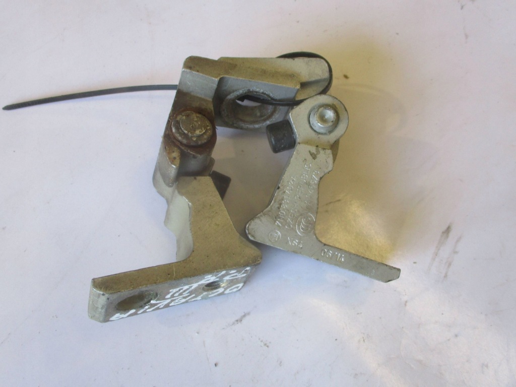 Купить Петля петли дверь перед правый комплект skoda octavia iii la7w