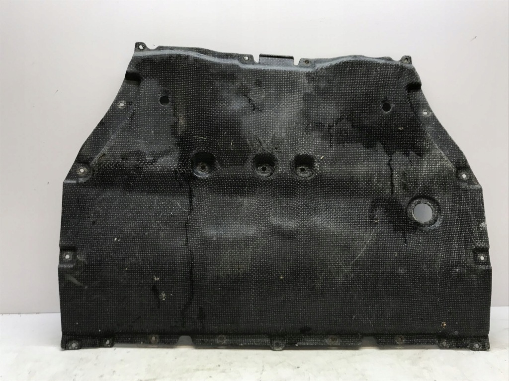 Купить Audi q7 2 накладка плита под двигатель 4m0825235a