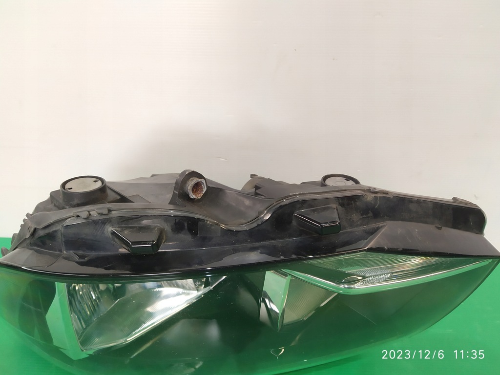 фото №13, Лампа левый перед vw t6 7e1941015