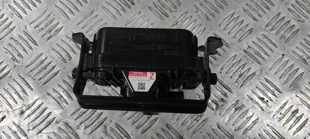 фото №1, Toyota sienna 2016 модуль радар 8821047090 usa