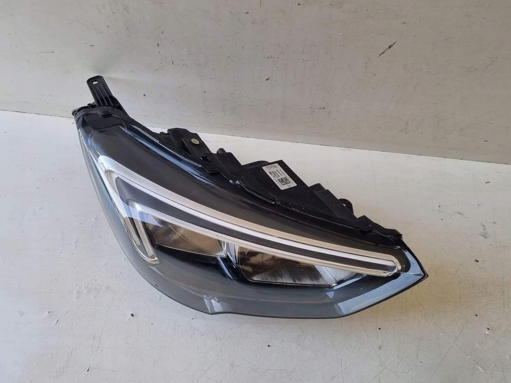 фото №2, Opel crossland x лампа правый перед led 13467968