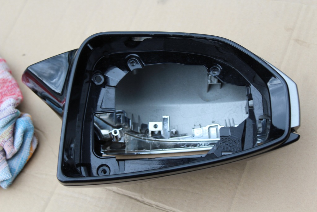 фото №10, Накладка корпус защита зеркало левая lexus ux