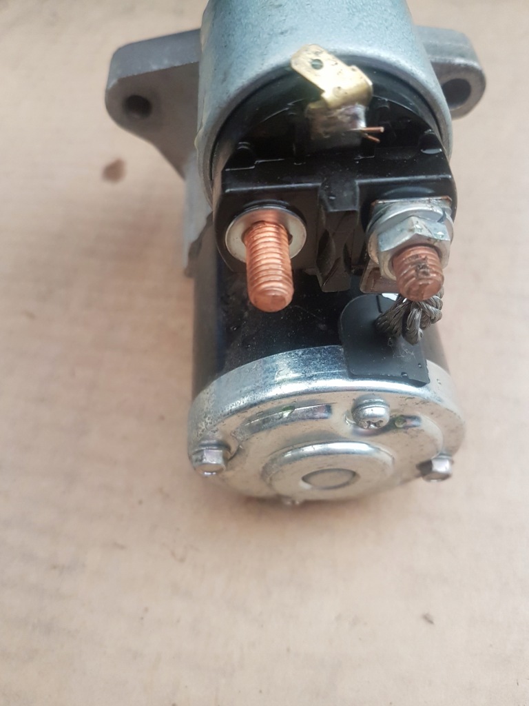 Mazda 3 iv 2.0 19- стартер m000td0071 Зі Шроту