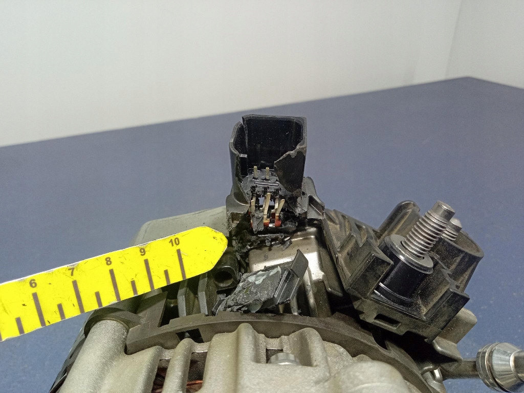 Bmw x7 g07 g05 g01 g02 g20 b48 b58 генератор 48v 8490440 с Разборки