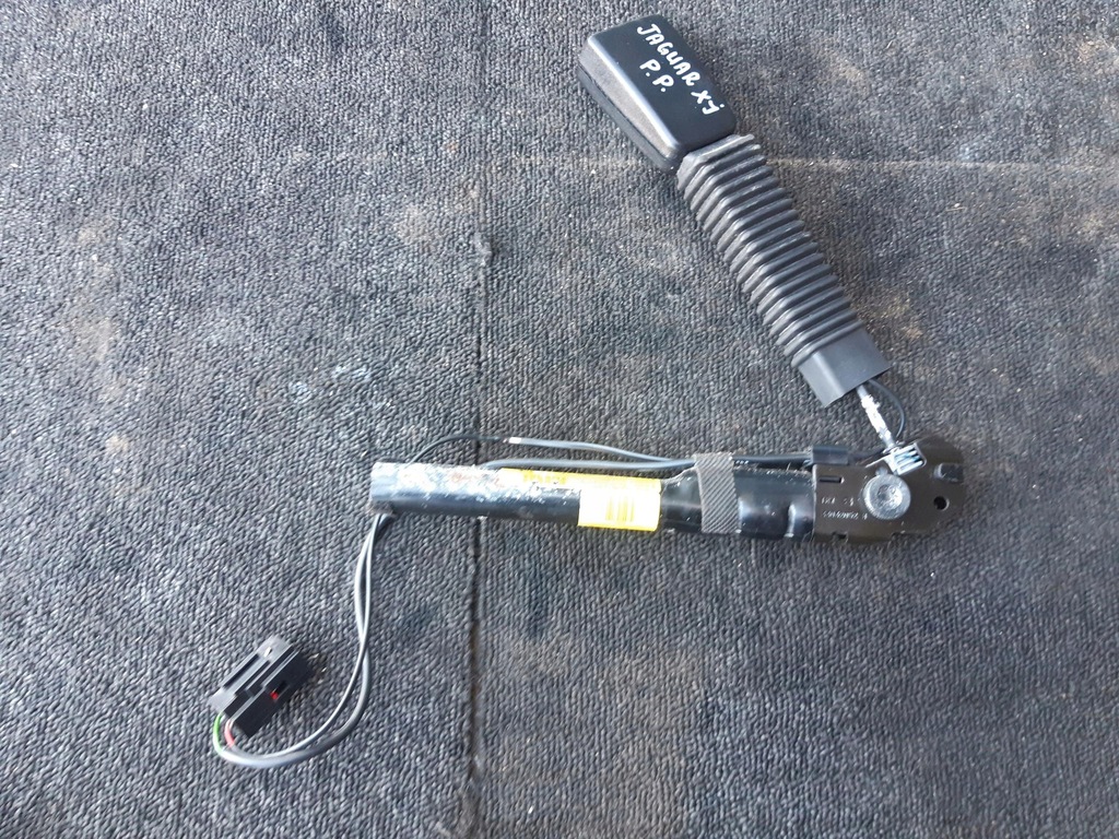 фото №6, Натягувач натягувач поперечина правий перед jaguar xj x351