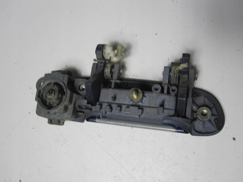 фото №6, Ручка наружная передняя левая mazda premacy 00r