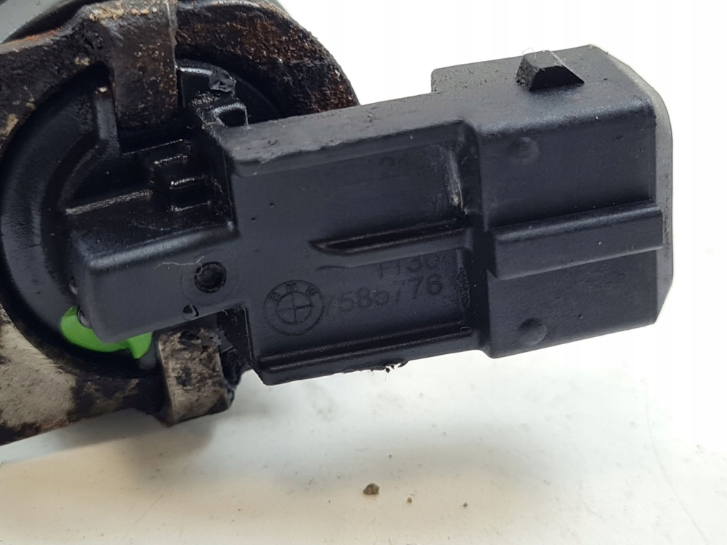 фото №8, 2011 bmw 5 gt f07 клапан змінних faz розподільного валу 13151514