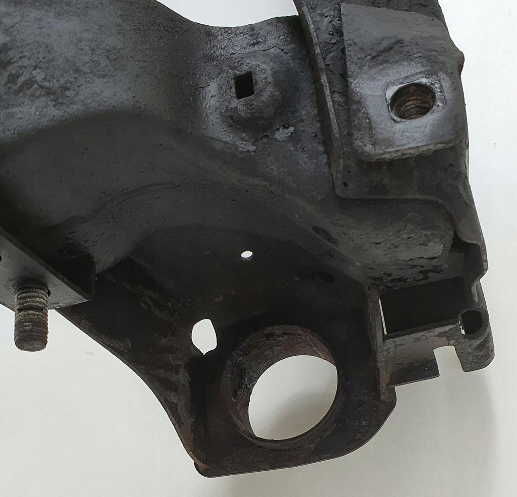 фото №6, Подрамник подрамник балка подрамник перед volvo xc70 ii