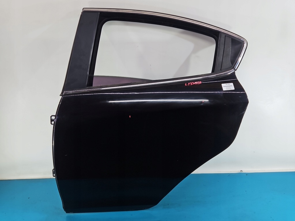 Купити Двері задній ліва alfa romeo giulietta 10-16 колір vr805