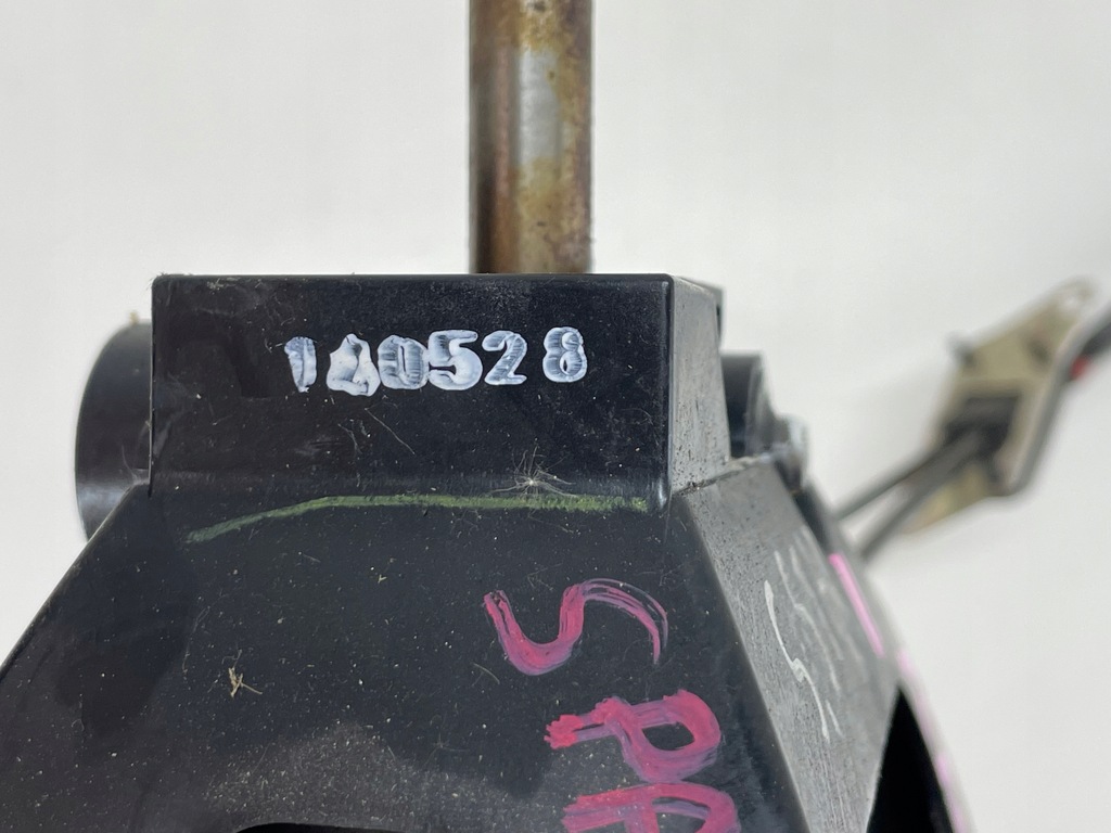 фото №5, Тросы переключения передач выборщик space star ii