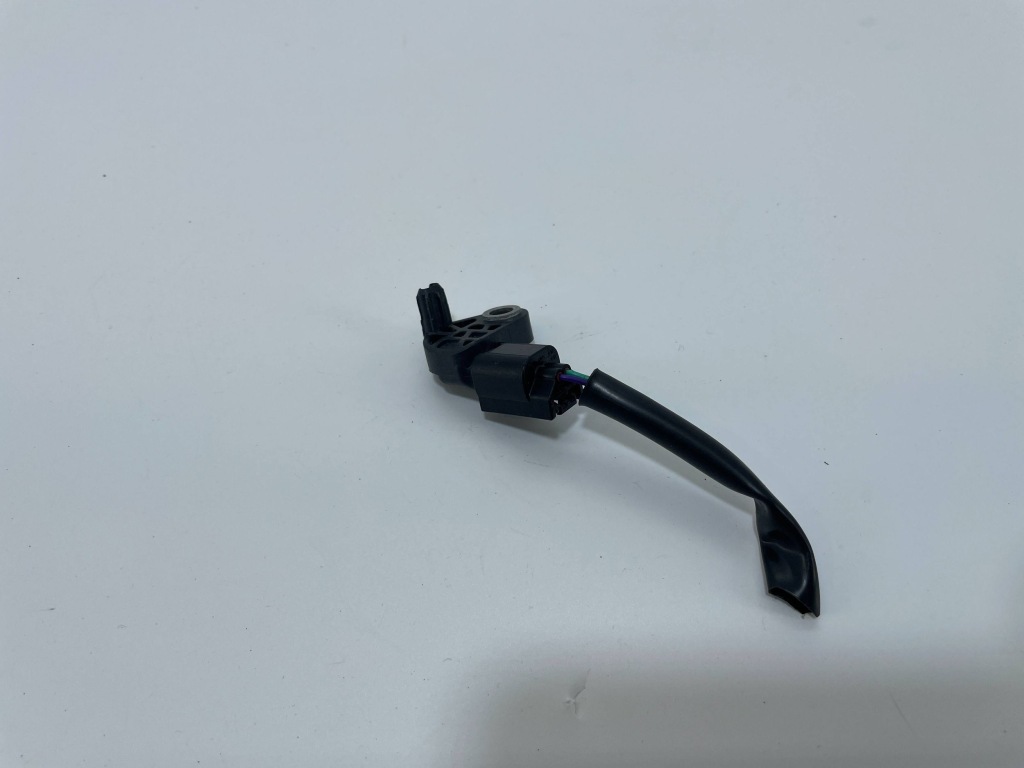 Датчик удара ударный штекер mazda cx-5 cx5 2 kf k123-57k1x 2017- с Разборки