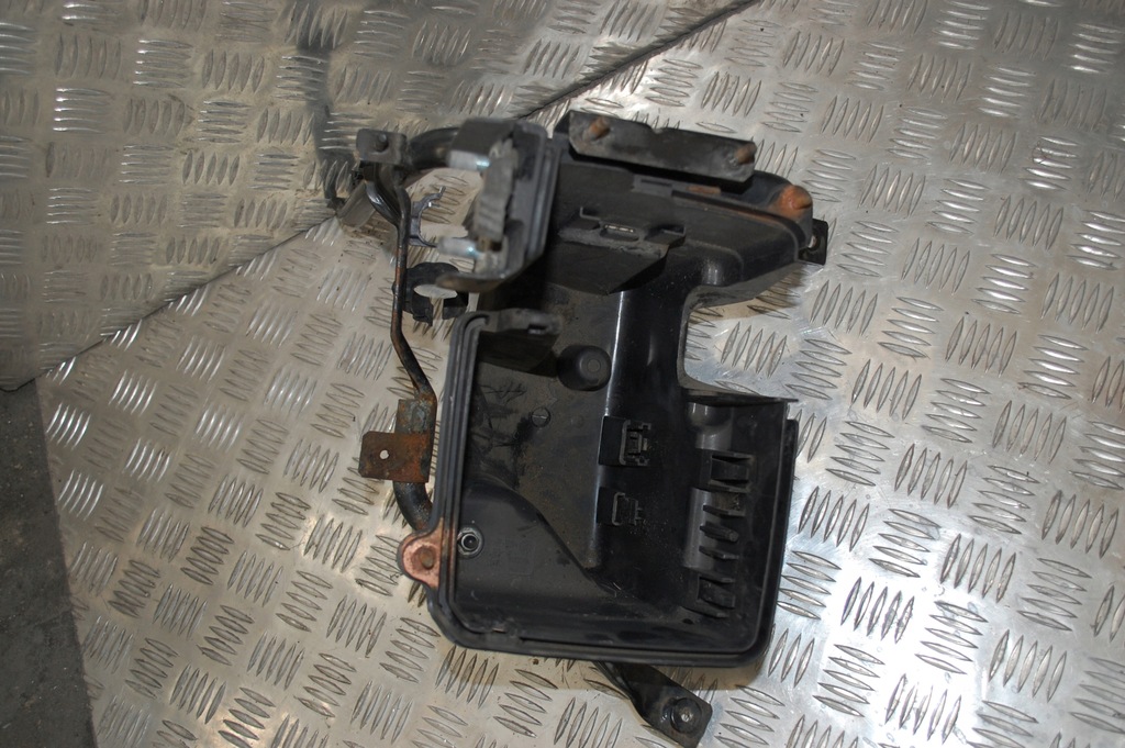 фото №8, Ducato 2,2 2,3 3,0 корпус коробка предохранителей