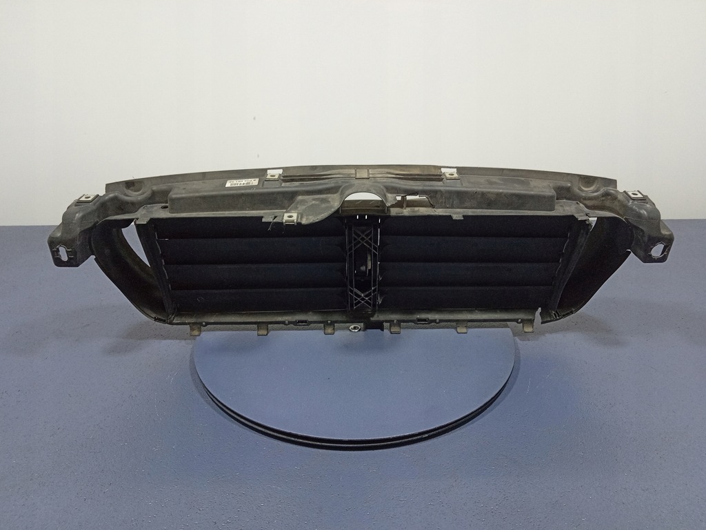 фото №6, Bmw 5 f10 f11 шторка жалюзи впуск воздуха 8049681