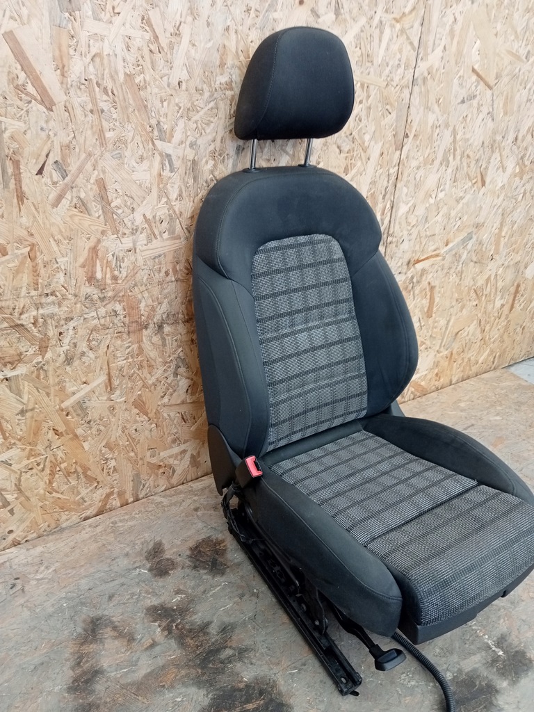 фото №11, Vw golf vii gtd сиденья заднее сиденье