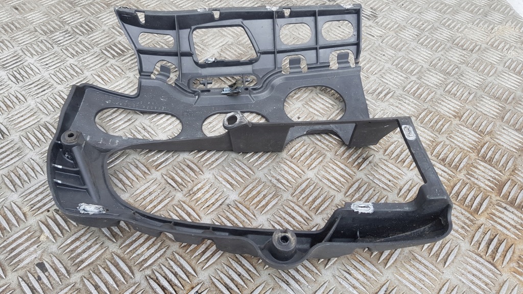 фото №10, Bmw e60 направляющая бампера левый перед