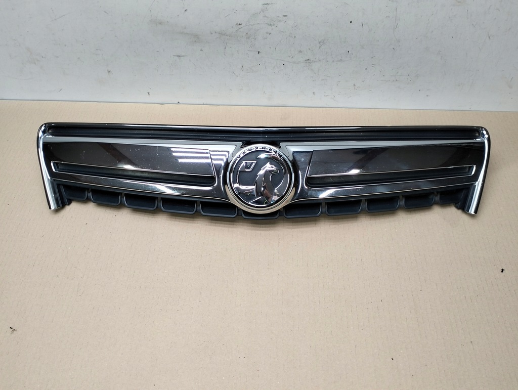 фото №1, Решётка радиатора решётка радиатора opel antara lift lata 2010-2015 25983424