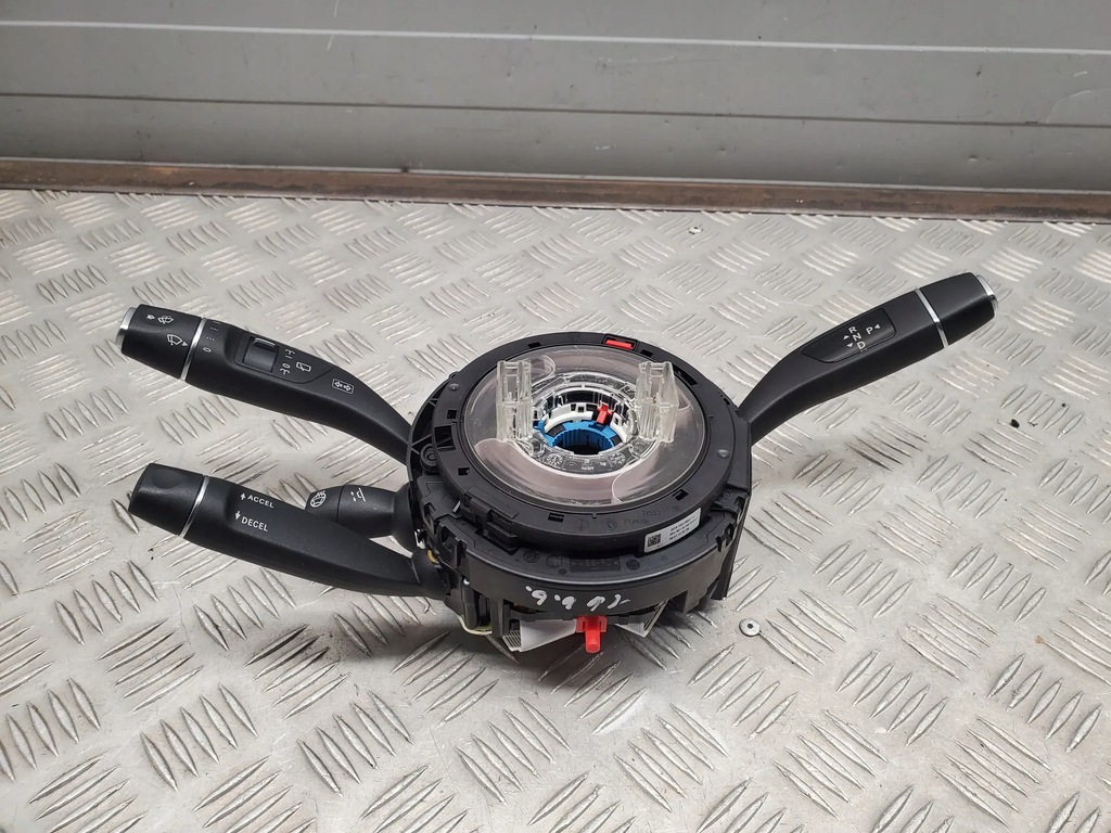 фото №8, Mercedes-benz gl x166 панели управление, переключатели с подогревом руль