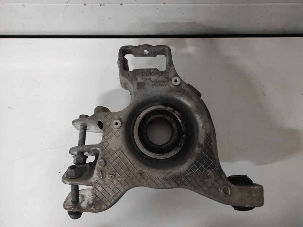 фото №1, Поворотний кулак задня задня ліва porsche taycan panamera 971