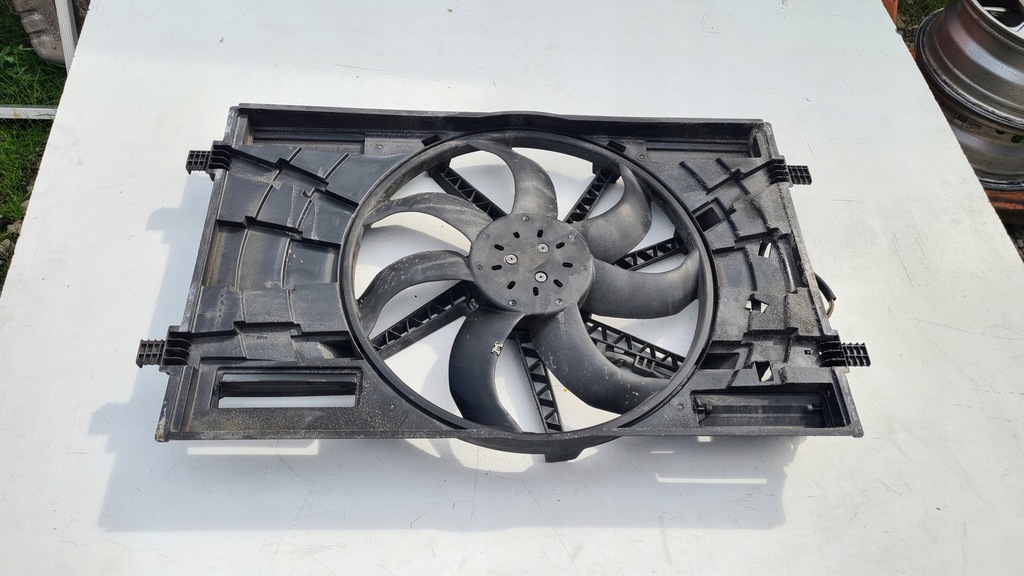 фото №7, Vw golf vii lift 17-21r 1.5 tsi вентилятор радіатора корпус 5q0121207bk