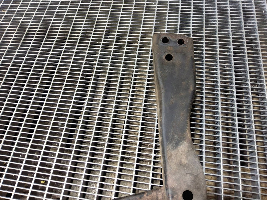 фото №6, Нижні кронштейн радіатора renault kadjar 644104ea0b