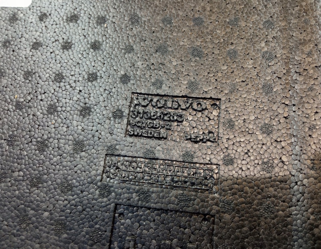 фото №3, Піна підлога лівий перед volvo xc90 ii 31366283