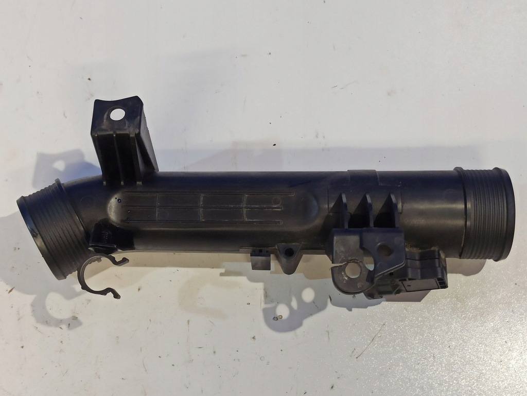 фото №4, Volvo v60 2015 патрубок / труба інтеркулер