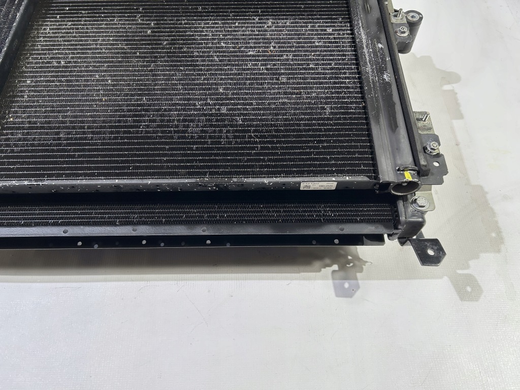 Радиатор радиатор вентилятор комплект maserati granturismo 2008r- Киев