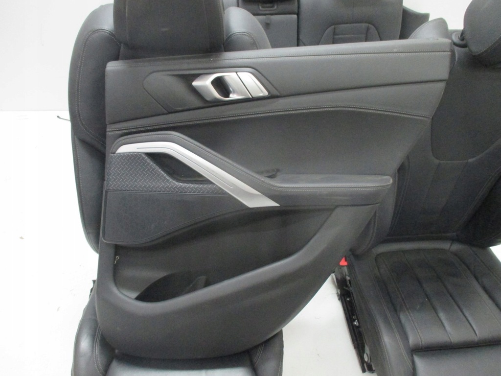 фото №8, Оббивка шкіра сидіння bmw x6 g06