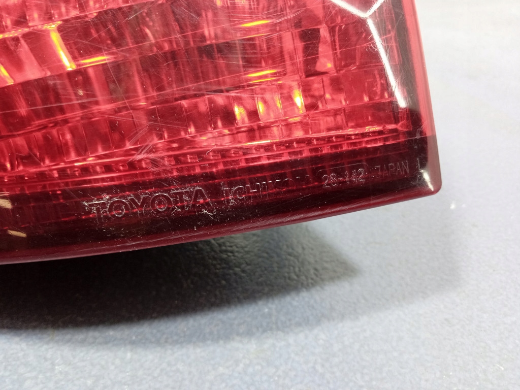 фото №7, Toyota previa ii лампа задняя левая задняя наружная ichikoh 28-142