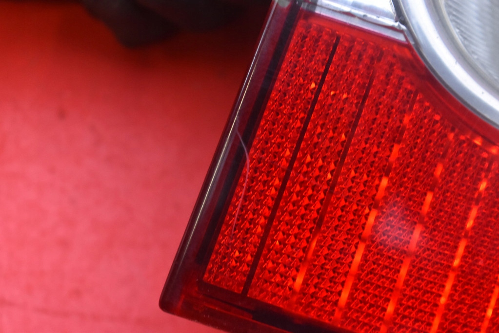 фото №16, Лампа правая задняя задняя 30698921 volvo v50 03-11