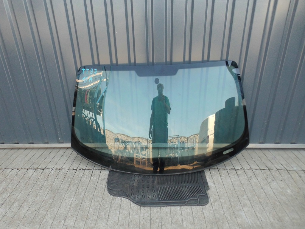 фото №1, Стекло передняя лобовое audi tt 8j