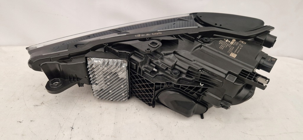 фото №14, Audi a7 s7 4k8 full led matrix kompletny лампа передняя правая