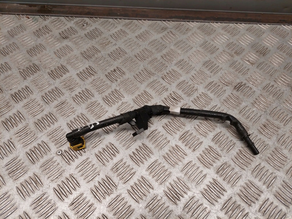 фото №3, Alfa romeo stelvio 2018 шланг топлива