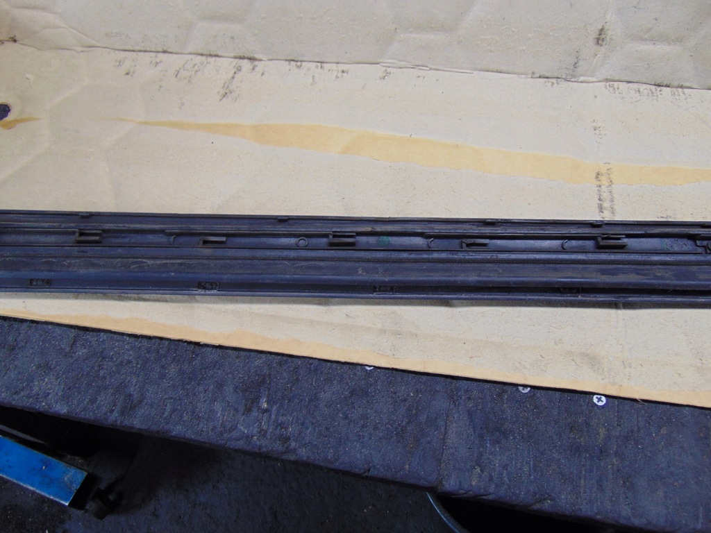 фото №8, Audi a4 b6 b7 s-line молдинг дверная накладка дверь левая левый перед lx7z